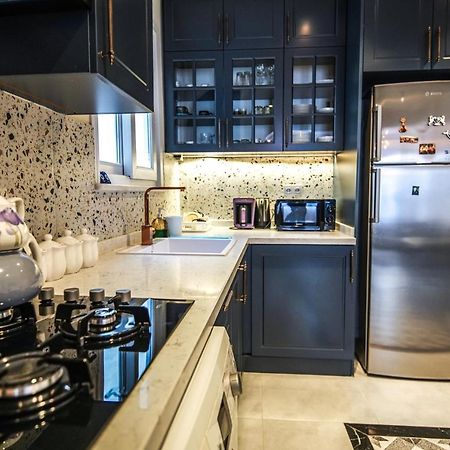 Center Of City In Besiktas 2 Plus 1 With 2 Bathroom And 3 Air Conditioner Istanbul Ngoại thất bức ảnh